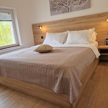 Apartment Roosevelt Belgrad Exteriör bild