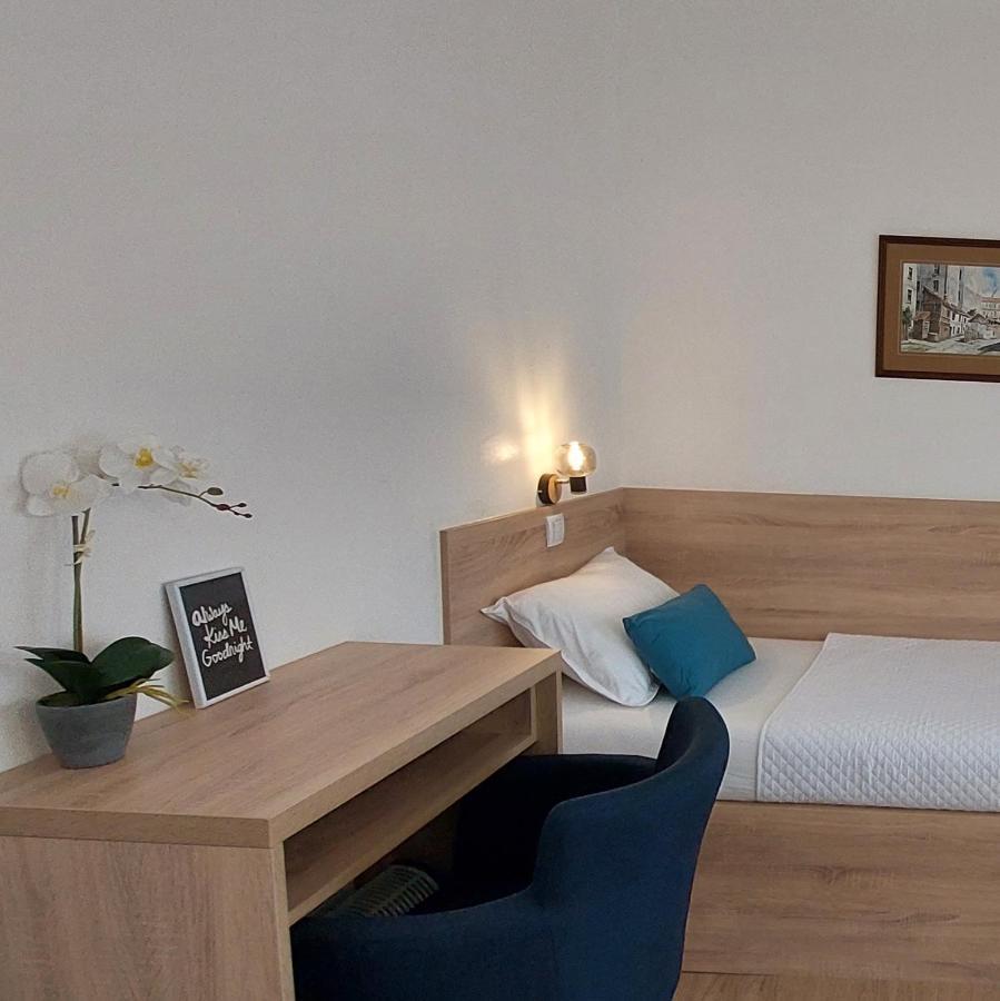 Apartment Roosevelt Belgrad Exteriör bild