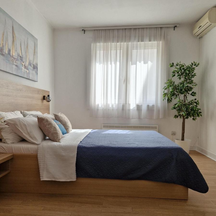 Apartment Roosevelt Belgrad Exteriör bild
