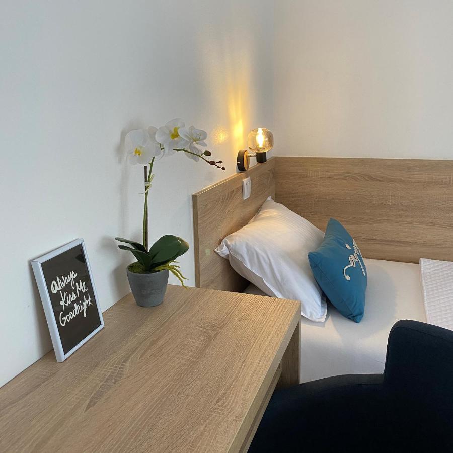 Apartment Roosevelt Belgrad Exteriör bild