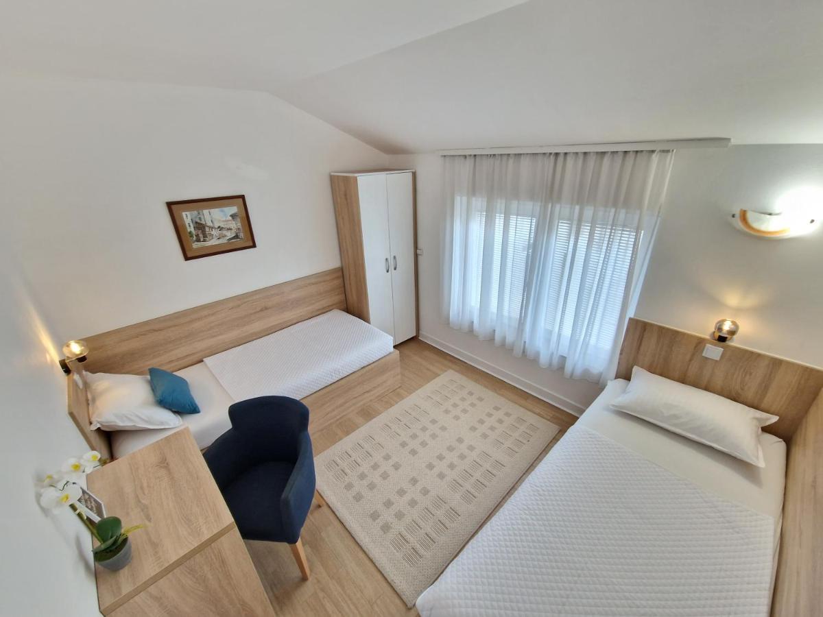 Apartment Roosevelt Belgrad Exteriör bild