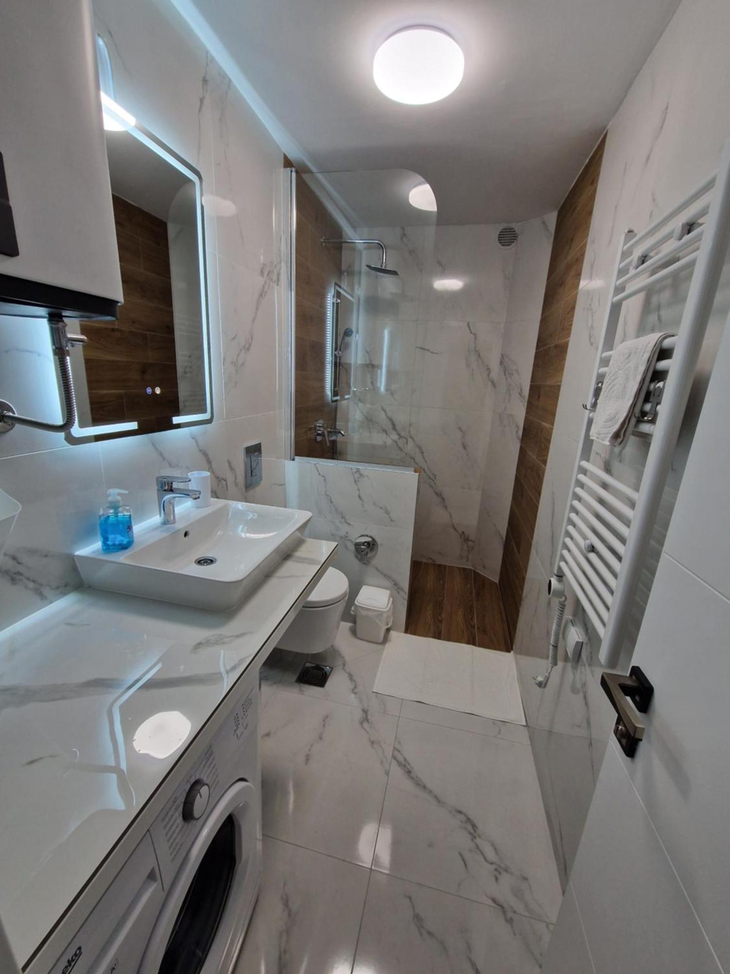 Apartment Roosevelt Belgrad Exteriör bild
